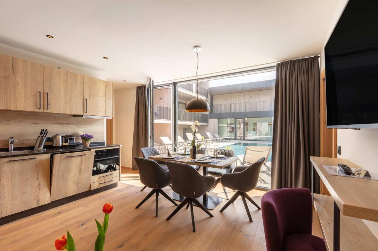 Emma Deluxe Aparthotel Ganzjaehrig Beheizter Aussenpool Piesendorf Luaran gambar