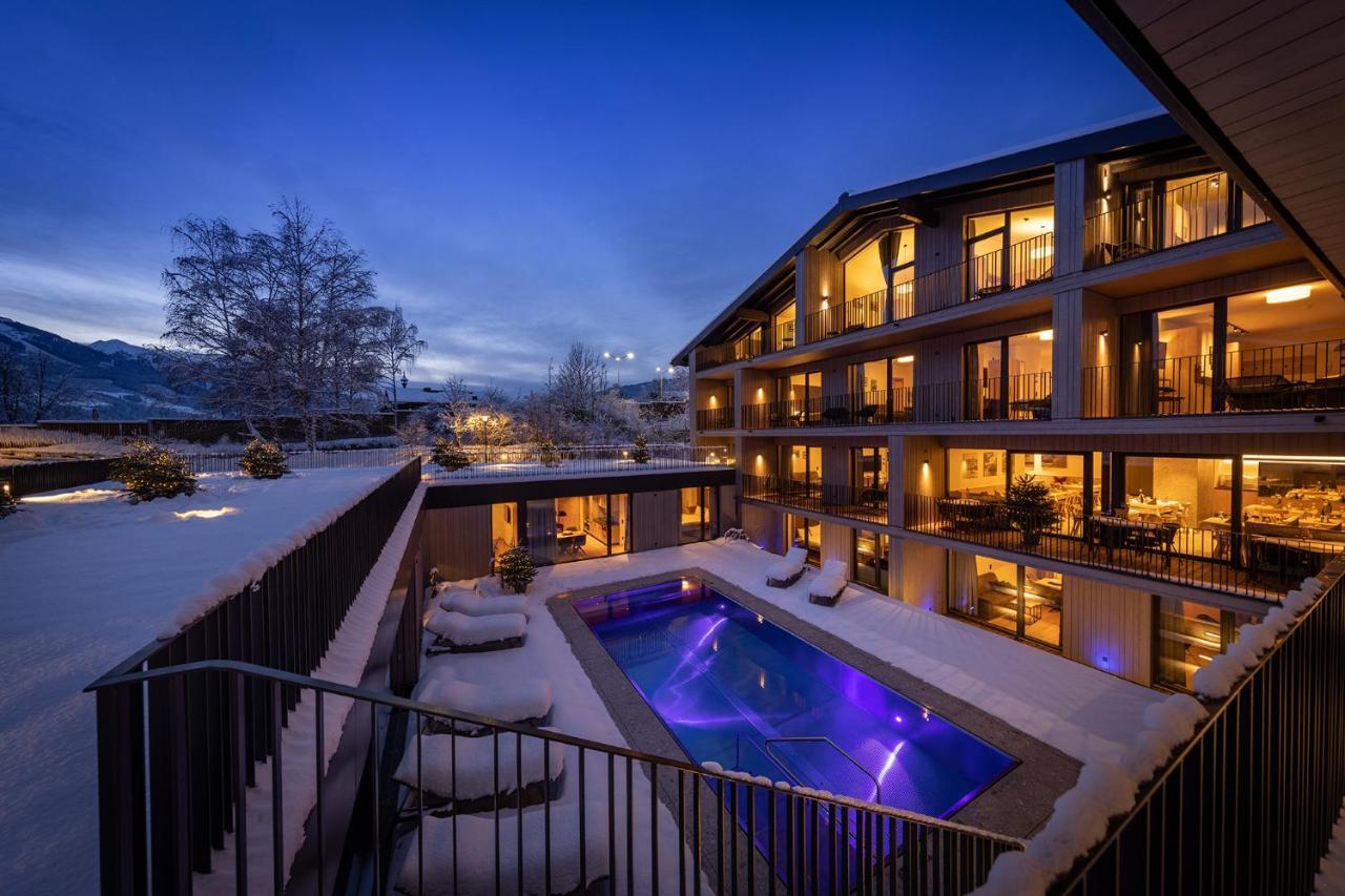Emma Deluxe Aparthotel Ganzjaehrig Beheizter Aussenpool Piesendorf Luaran gambar