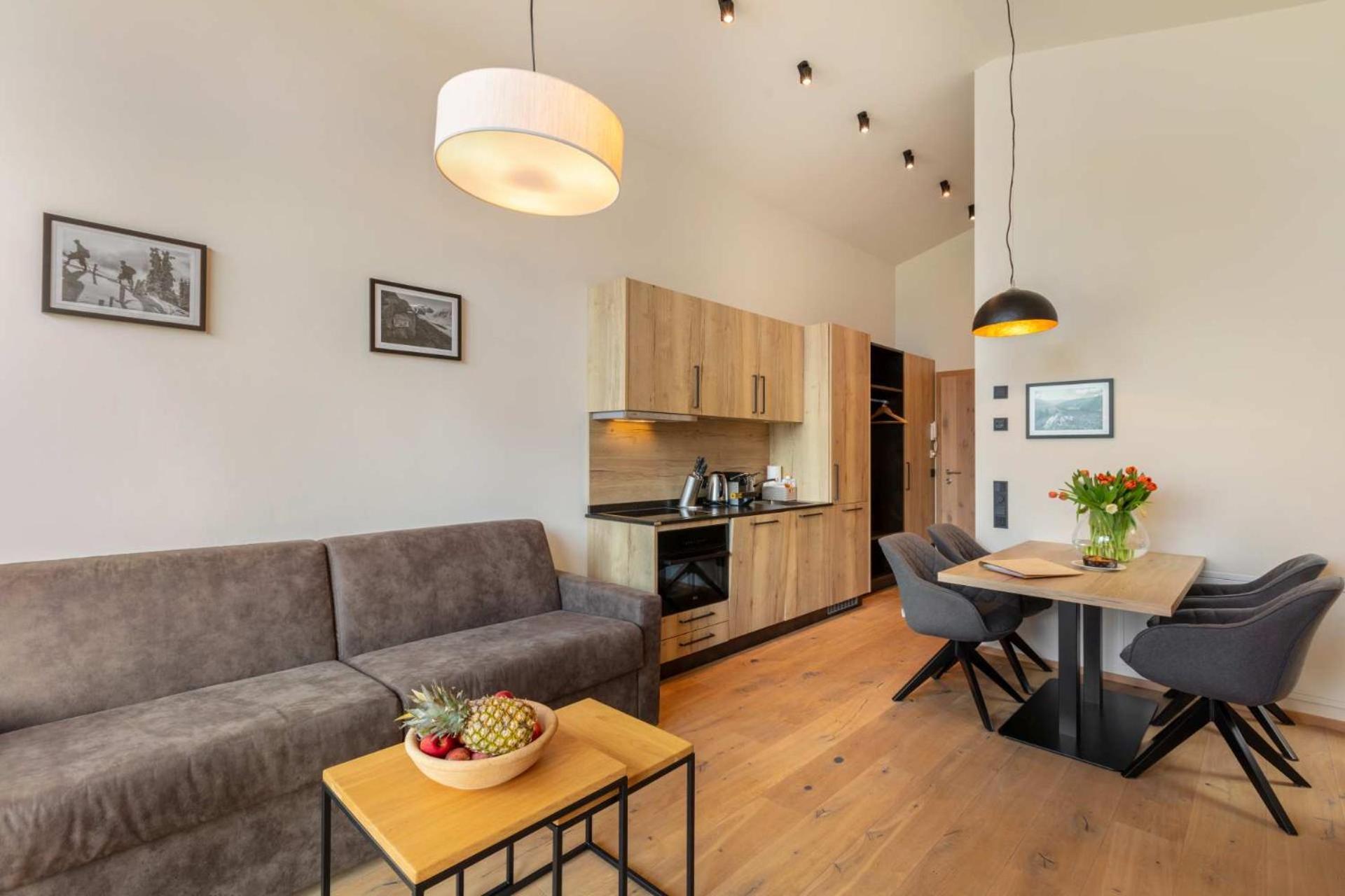 Emma Deluxe Aparthotel Ganzjaehrig Beheizter Aussenpool Piesendorf Bilik gambar
